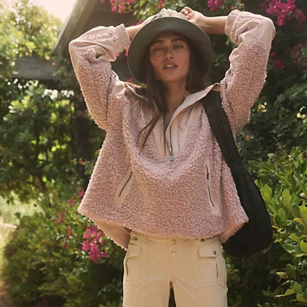 Last One Free People Care FP Seaside Fleece Mauve - Picture 3 of 10